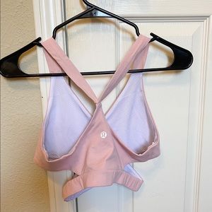 light pink lululemon sports bra